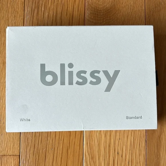 Blissy standard white pillow case 100% pure Mulberry silk - Picture 3 of 7